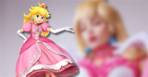 Kalinka Fox nos regala la versión más sexy de la Princesa Peach de