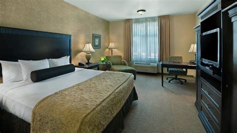 Our Hotel | Oxford Suites Boise Hotel