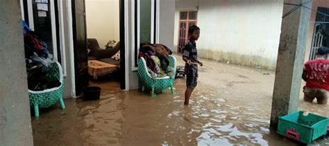 Banjir Rendam Rumah Warga Giri Kencana Begini Kondisi Terkini