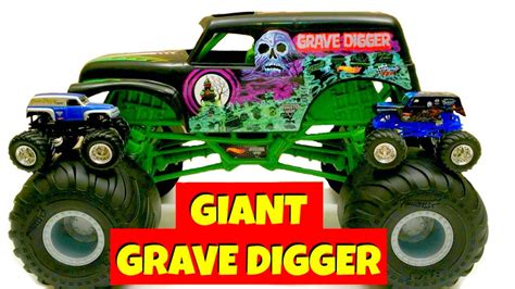 Monster Truck Grave Digger Toys