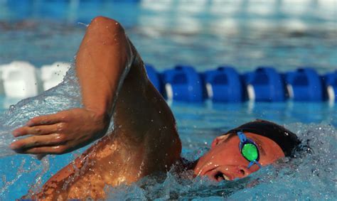 Front Crawl Breathing - 4 Steps to Confident Swimming