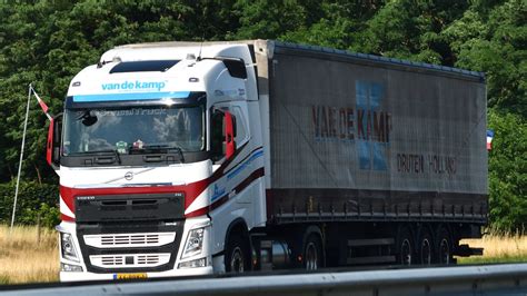 NL Van De Kamp Volvo FH04 GL BonsaiTruck Flickr