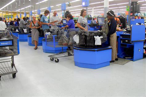 Walmart Checkout Lines