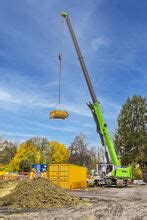 Trenchless Sewer Construction With Ton Telescopic Crawler Crane