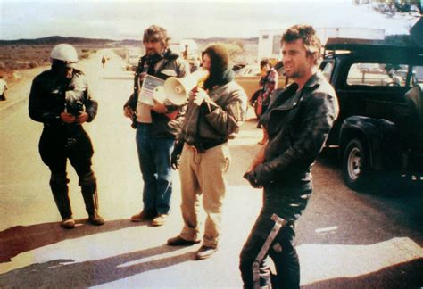 Futuro Finale 2088AD: Mad Max 2 behind the scenes.