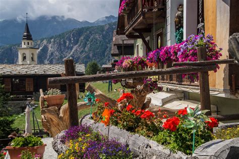 Chamois Il Borgo Senza Motori Della Valtournenche TrueRiders