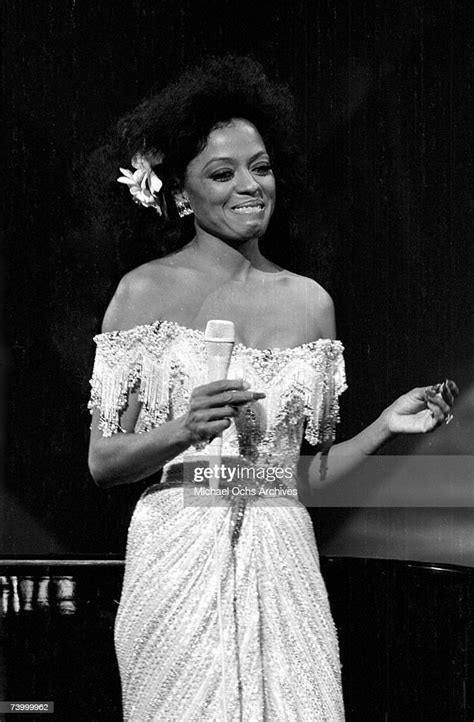 Singer Diana Ross Performing In Circa 1973 News Photo Getty Images