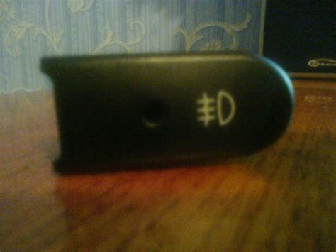 Кнопка птф тоже в красный — Daewoo Lanos, 1,5 л, 2006 года | стайлинг ...