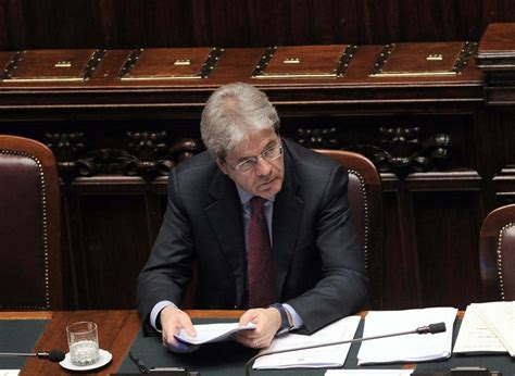 Emergenza Libia Il Ministro Gentiloni Sul Dramma Degli Sbarchi L