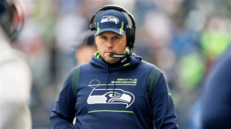 Shane Waldron to interview 3 Seahawks assistant coaches with Bears