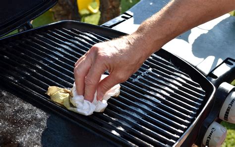 How To Season Grill Grates Best Oil For Seasoning And More