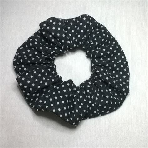 Scrunchie Basico em Tecido 100 Algodão Preto Poa Elo7