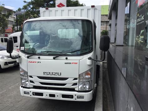 Elf Isuzu Nmr Box Besi Roda Th Mobil Baru Mobilbekas