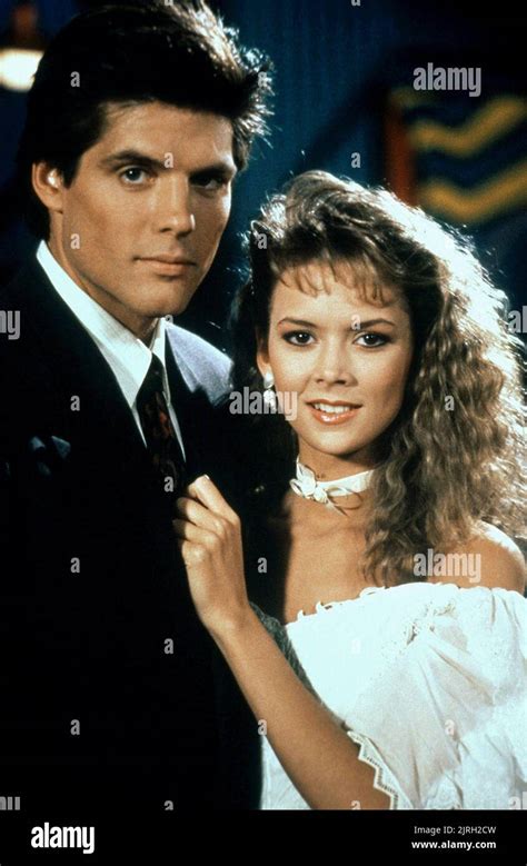 Hot Sexy Julie Condra Bikini Pics