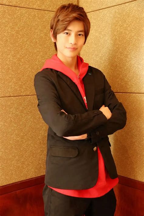 【写真 12枚】仮面ライダーゼロワン：主演・高橋文哉 “令和初”仮面ライダーとして 変身ポーズは手の形に注目？ Mantanweb