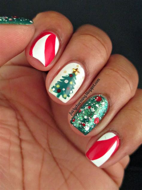 15 Adorable Christmas Manicures With Reds Whites And Greens