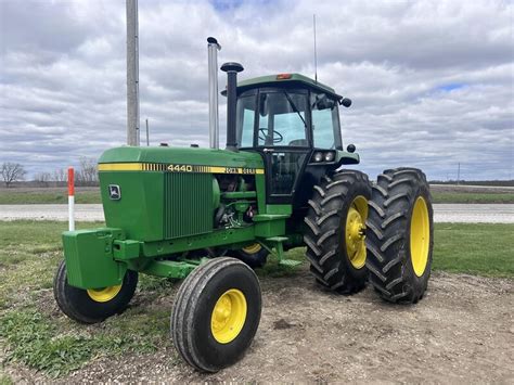 Page 14 Of 115 Used Tractors 100 174 Hp For Sale 5485 Listings