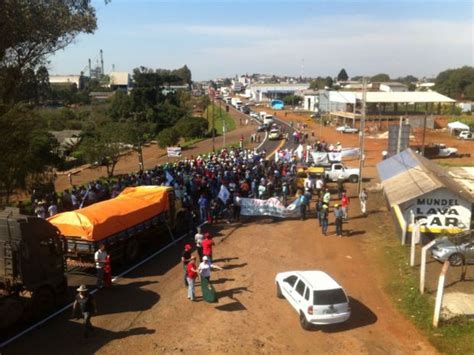 G1 Grupos protestam e causam lentidão em várias rodovias do Paraná