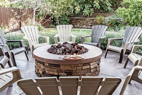 Stone Fire Pit Diy Create Your Own Backyard Oasis Twigandthistle