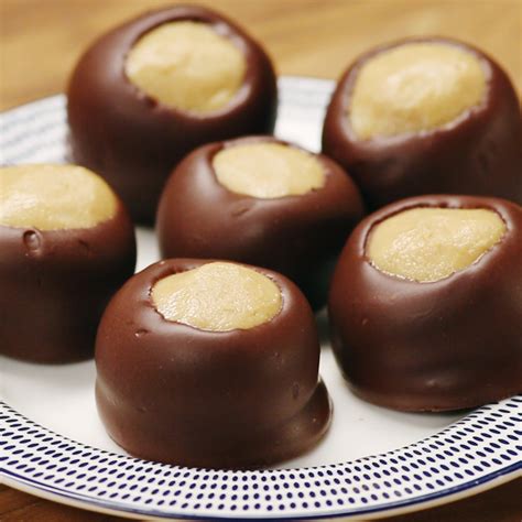 No Bake Chocolate Peanut Butter Balls Buckeyes Recipe By Tasty