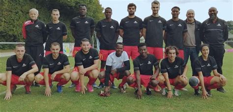 Bassens Football Le Fc Nivolet En Progr S