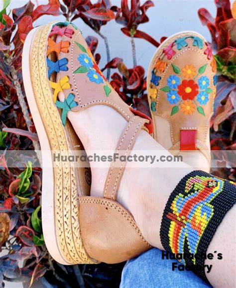 Zj00843 Huaraches Mexicanos Artesanales Color Nuez Bordado De Flores