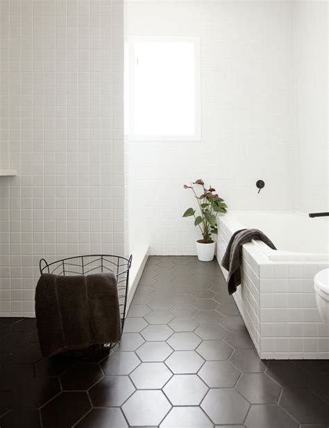 20 Matte Black Hexagon Floor Tile