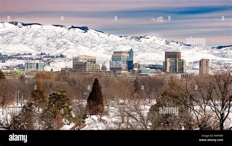 Boise idaho skyline in winter hi-res stock photography and images - Alamy