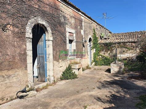 Vendita Villa Unifamiliare In Contrada Sottano Pellegrino Santa Croce