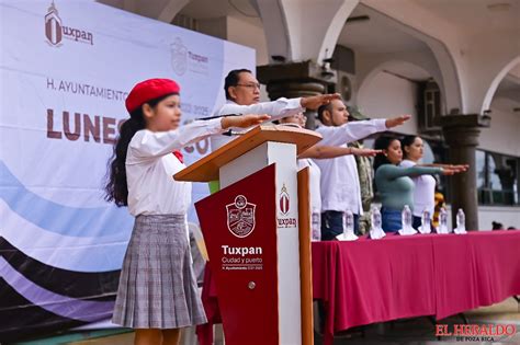 El Heraldo De Poza Rica Participa Primaria Antonia Nava En Lunes