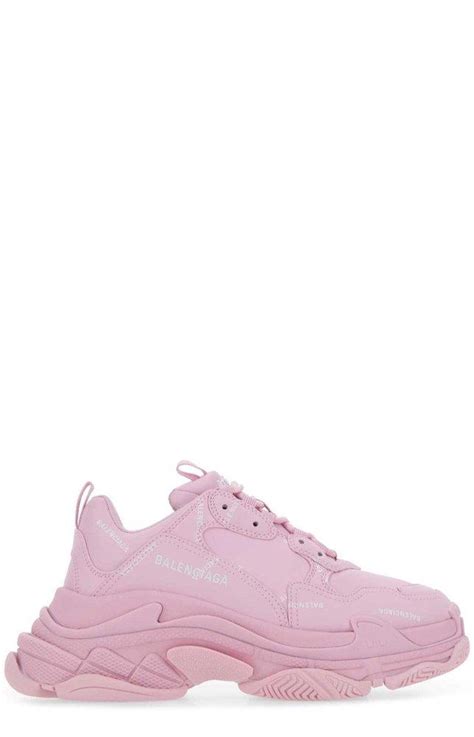 Balenciaga Triple S Sneakers in Pink | Lyst