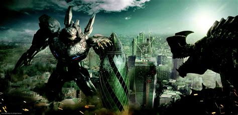 ‘Pacific Rim’ Cast Talk Jaegers, Action Heroes & Kaiju Entrails