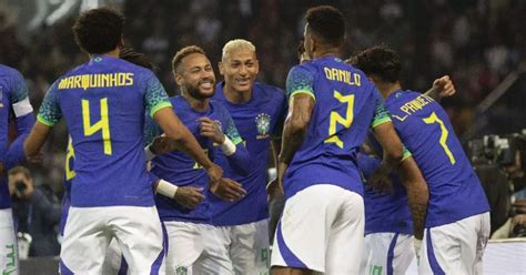 Dia de jogo do Brasil na Copa do Mundo é feriado nacional Entenda e