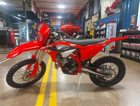 2023 Beta RR 125 2T Cross Roads Cycle Sales