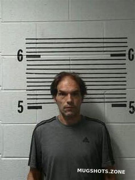 WAYNE DERAVI 08 14 2023 Elmore County Mugshots Zone