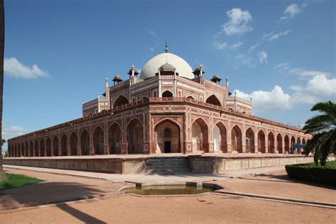 Humayuns Tomb Complex Restoration Exterior General View With Water