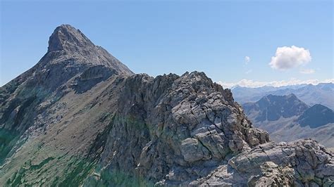 Auf Dem Grat Zwischen Piz Zavretta Und Piz Alvra Fotos Hikr Org