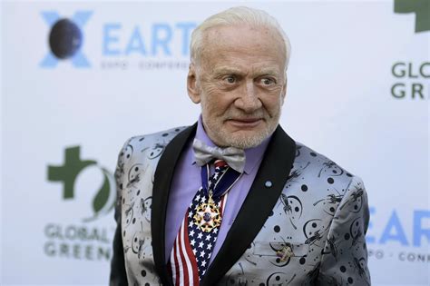 Buzz Aldrin Bio Age Height Nickname Quotes Facts Awards Wedding