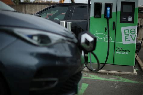 Por Qué Cayó La Venta De Autos Eléctricos En Europa Infobae