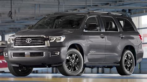 Toyota Sequoia Trd Sport Wallpapers And Hd Images Car Pixel