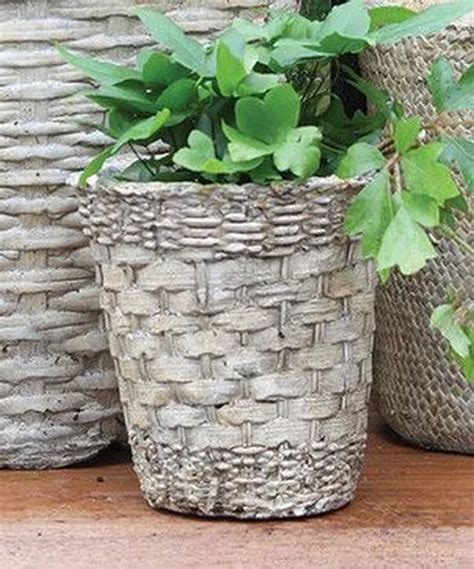 Original Diy Pots In The Garden Made Of Cement And Old Clothes In 2020 Cement Flower Pots Diy