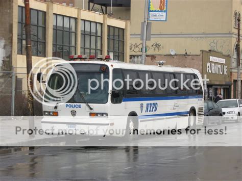 NYPD Police Bus - Emergency Vehicle Discussion - Canadian Public ...