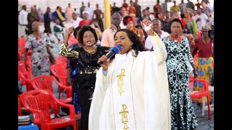 Bishop Rose Mgetta Akikuombea Maombi Ya Kufanikiwa Na Kupokea Baraka