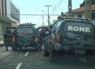 Trio Assalta Van De Transporte Coletivo E S O Detidos Pela Rone