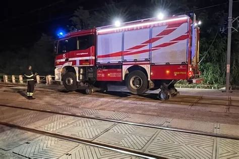 Incendio In Treno Sotto La Galleria Ma Una Simulazione