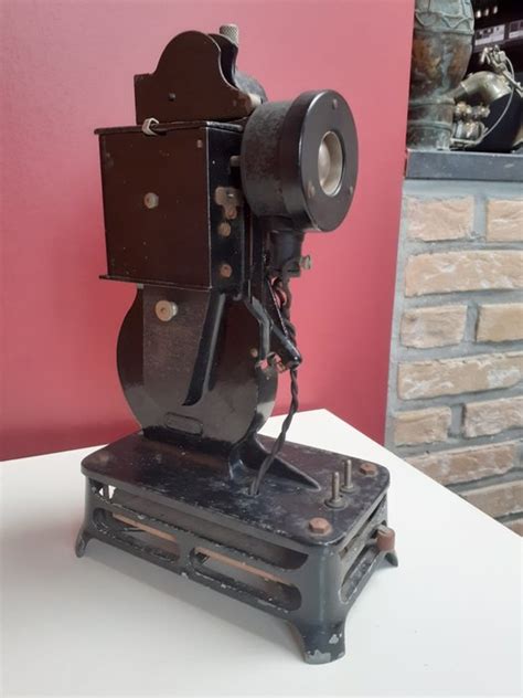 Pathe baby Proyector de la película Catawiki