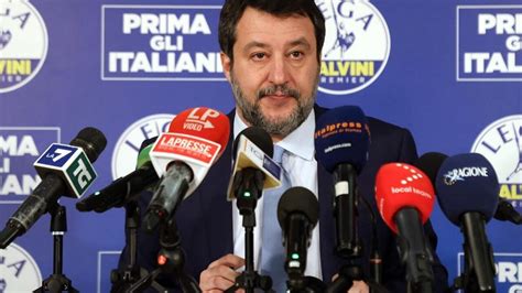 Salvini Risponde A Vasco Sul Codice Della Strada