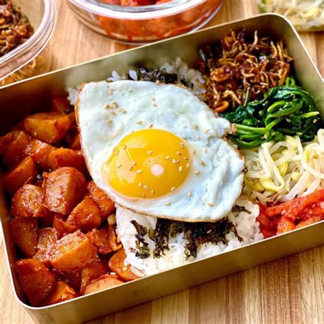 Korean Bento Boxes 3 Fascinating Dosirak Lunch Boxes