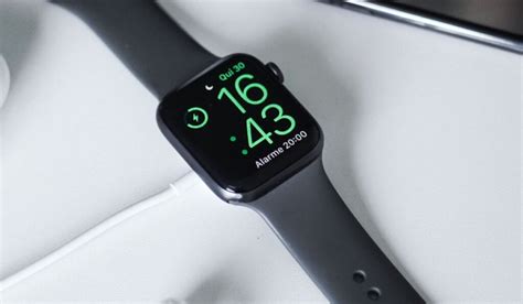 Apple Watch: How To Tell If It’s Charging - Sorta Techy