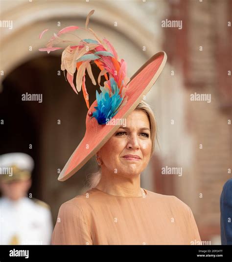 King Willem Alexander And Queen Maxima Of The Netherlands Pose In Front